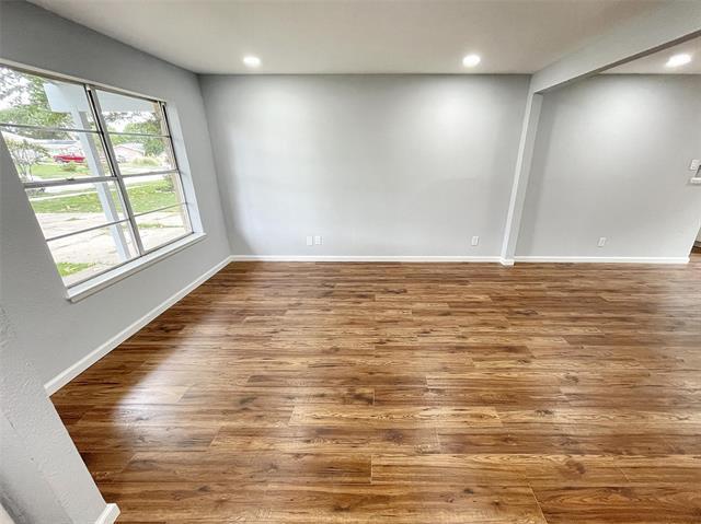 Foto del edificio - 8116 Greenspan Ave