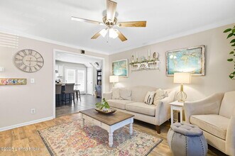 Building Photo - 1239 Westlynne Way