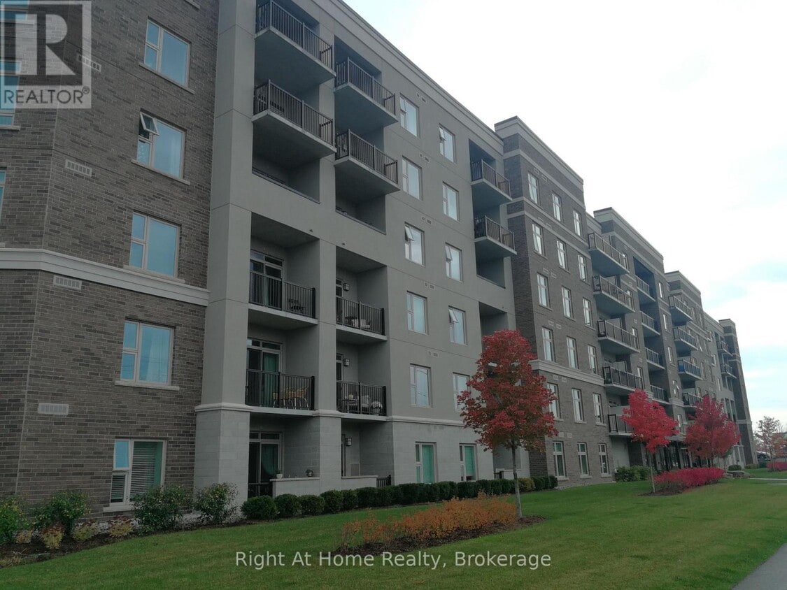 Primary Photo - 610-610 Farmstead Dr