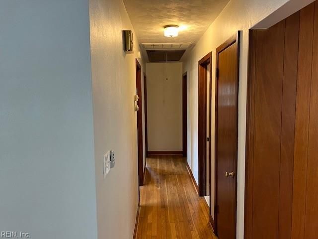 Foto del edificio - 8485 Woodcock St