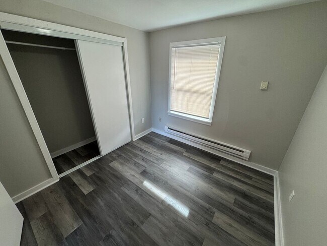 Foto del edificio - 2619 E Willamette Ave