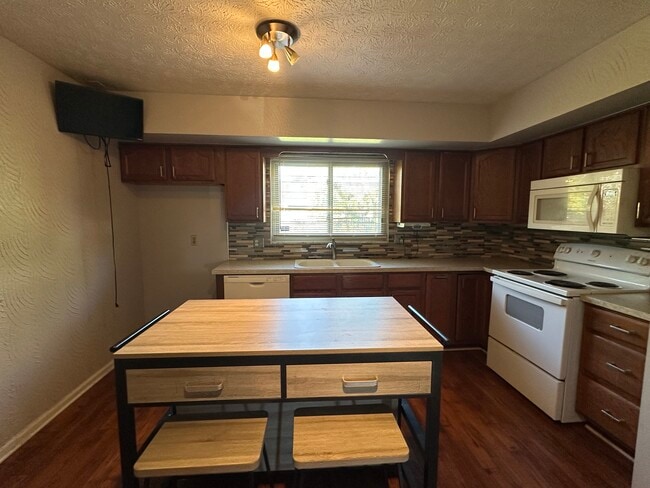 Foto del edificio - 5531 Karl Rd