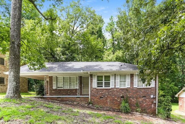 Building Photo - 3639 Telstar Dr