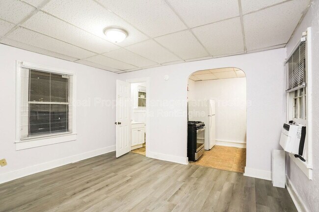 Foto del edificio - 117 6th Ave N