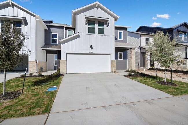 Foto del edificio - 8542 Sommery Lane