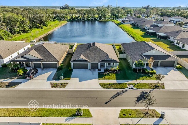 Building Photo - 1561 Blue Rose Dr