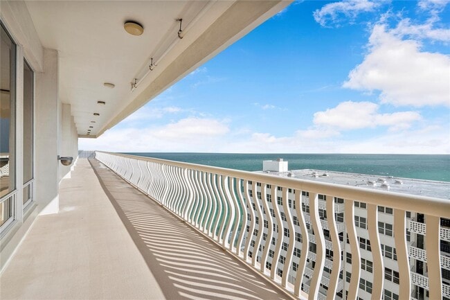 Building Photo - 4020 N Ocean Blvd