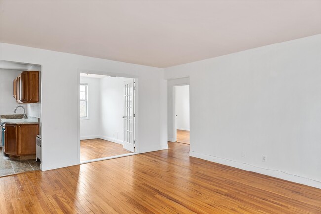 Foto del edificio - 101 Carpenter Ave