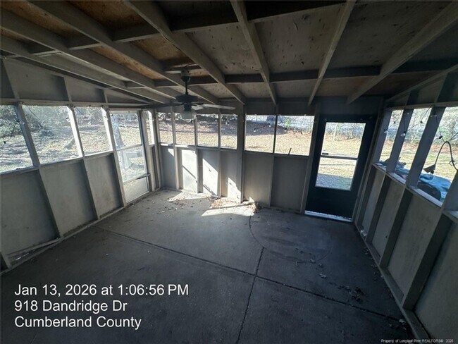 Foto del edificio - 918 Dandridge Dr