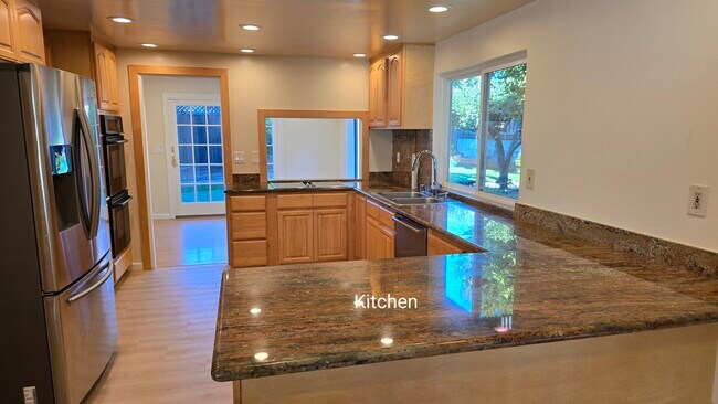 Foto del edificio - 4844 Westmont Ave