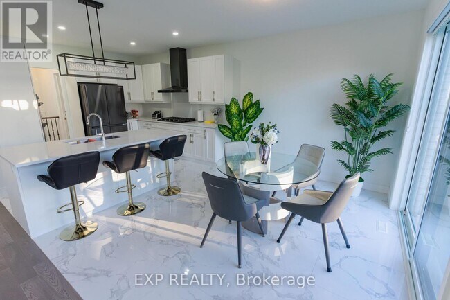 Photo du bâtiment - 1749 Finley Cres