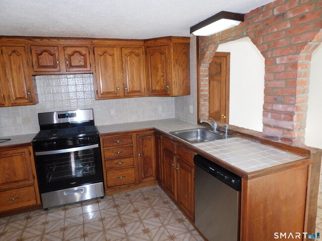 Foto del edificio - 83 Forest St