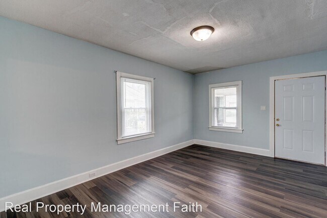 Building Photo - 2 br, 1.5 bath House - 2017 Koehne St