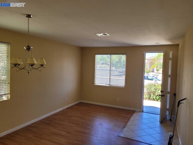 Foto del edificio - 4001 Packard Ridge Rd