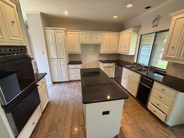 Foto del edificio - 4105 Brooktree Ln