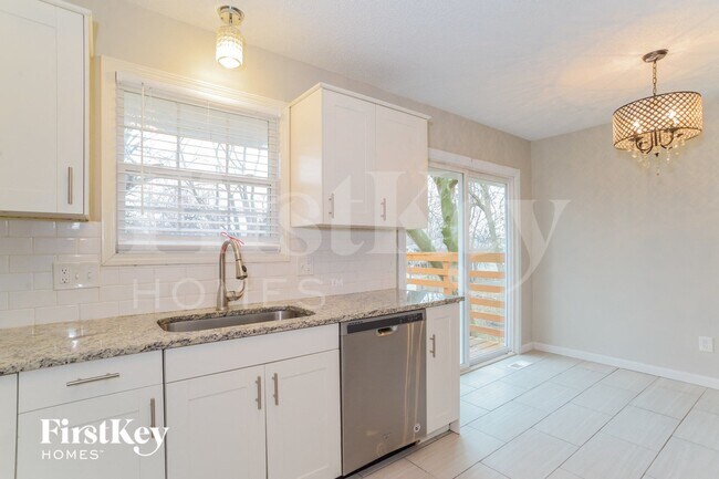 Foto del edificio - 615 N Pine St