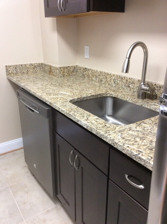 Interior Photo - Connecticut Park Apartments