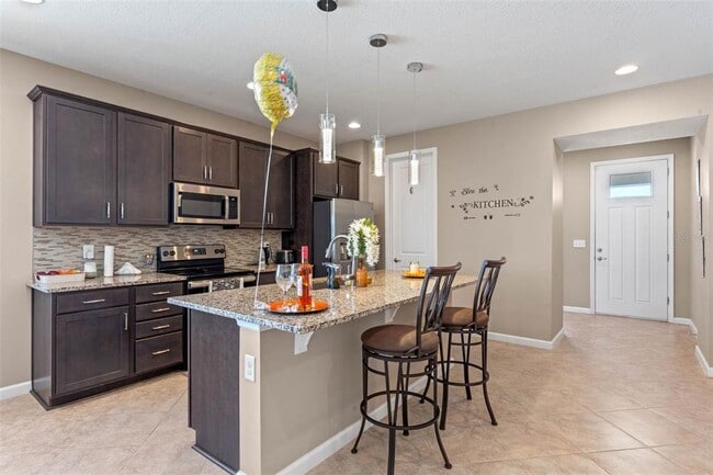 Building Photo - 533 Buchannan Dr