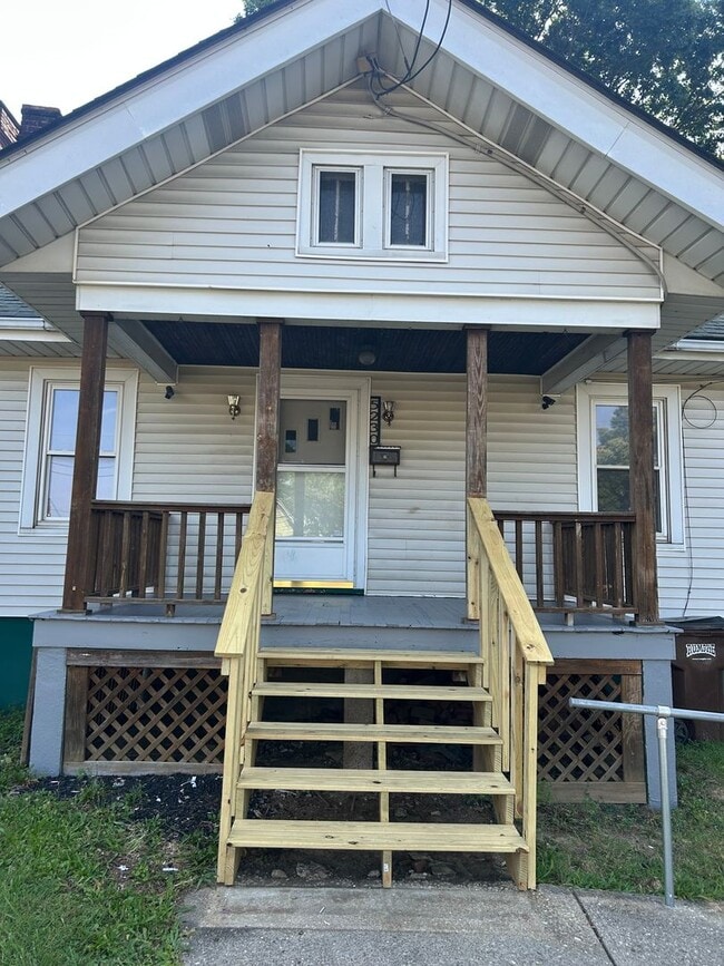 Building Photo - 5230 Carthage Ave