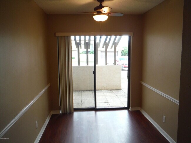 Building Photo - 1662 Figtree Dr