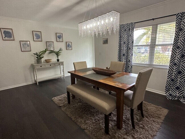 Foto del edificio - 4833 W Bay Ct Ave