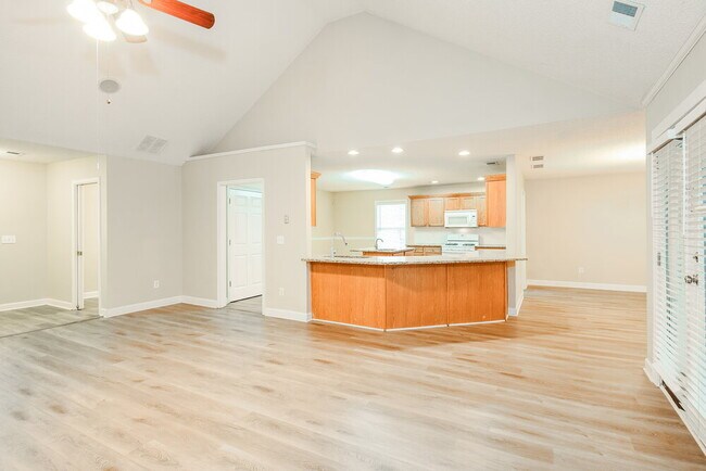 Foto del edificio - 5191 Memorial Ln SW