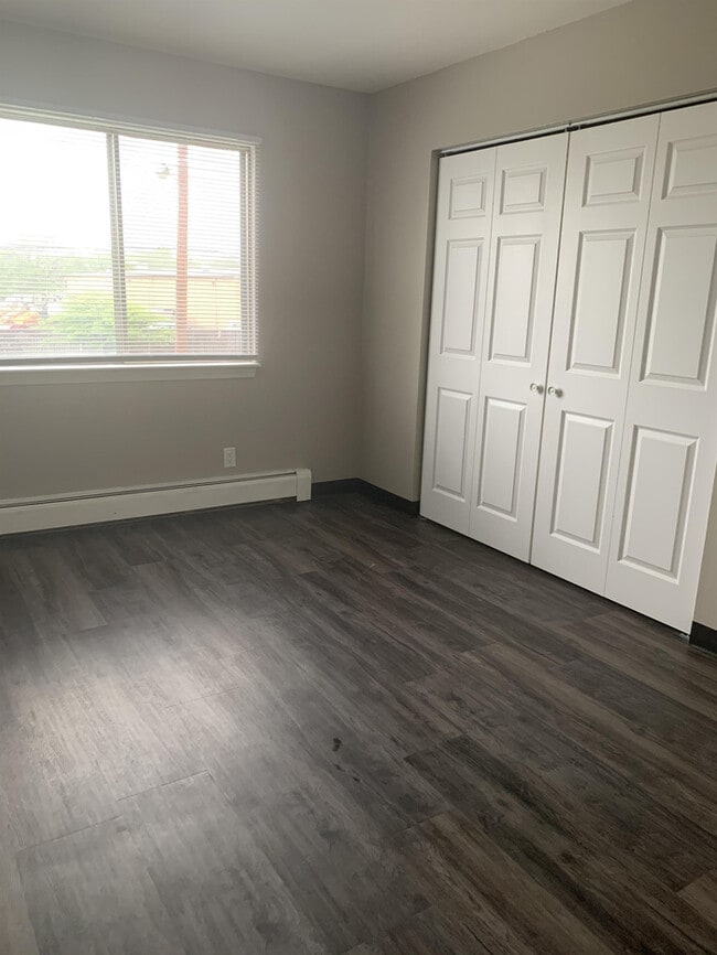 Building Photo - Move in Ready 1 Bedoom