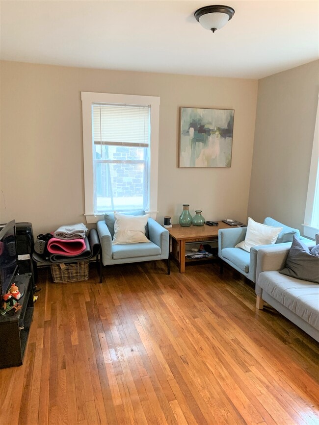 Foto del edificio - 158 Otis St