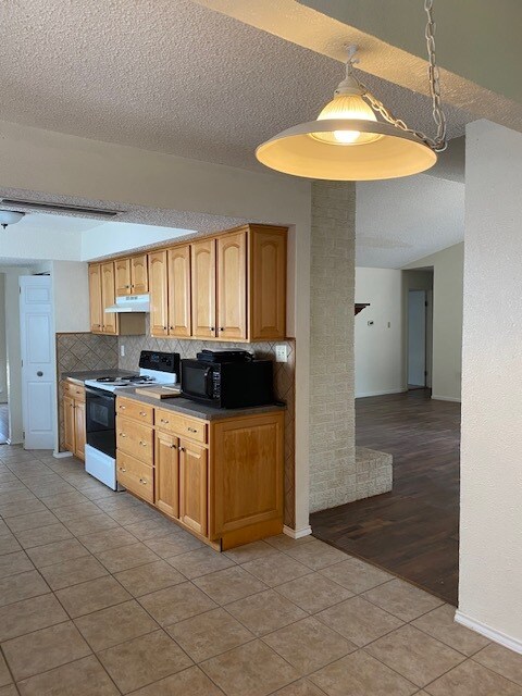Building Photo - 3502 Kirby Creek Dr