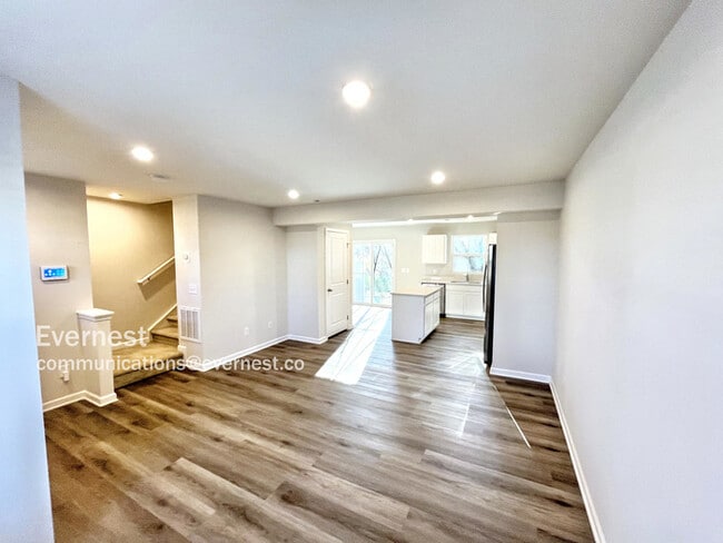 Foto del edificio - 2757 Thornton Grove Blvd