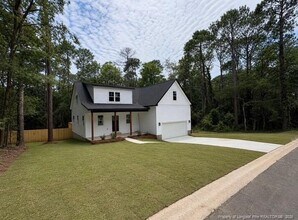 Building Photo - 2421 Colgate Dr