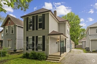 Building Photo - 1448 Woodlawn Ave