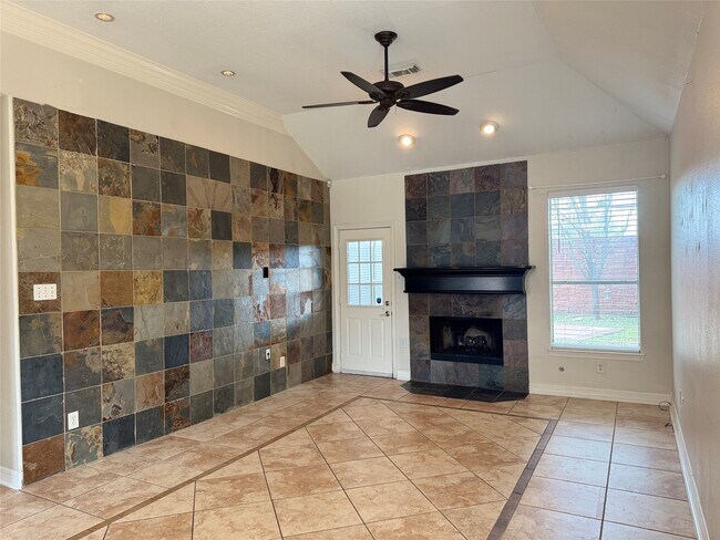 Foto del edificio - 2227 Oakwell Ln