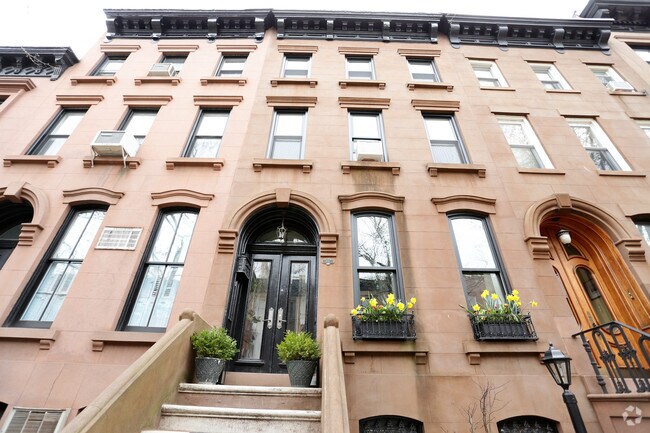 Foto del edificio - 402 Sackett St