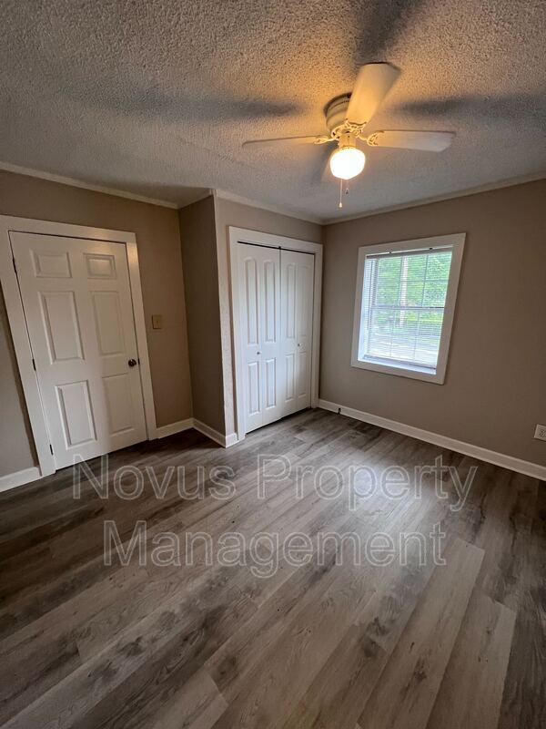 Building Photo - 8020 Colquitt St