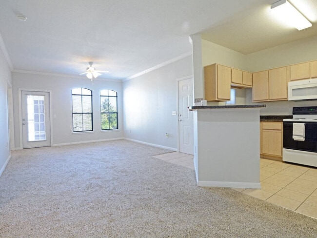 Open, Breathable Floor Plans - Longridge Apartments