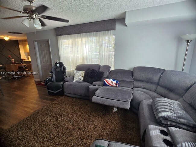 Foto del edificio - 1931 Hartford Ct