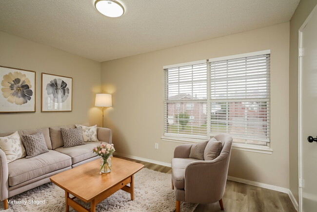 Foto del edificio - 608 Spillway Dr