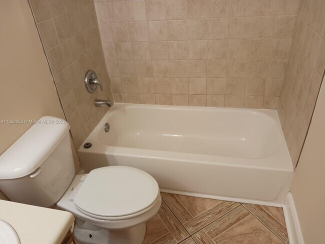 Foto del edificio - 1231 SW 46th Ave