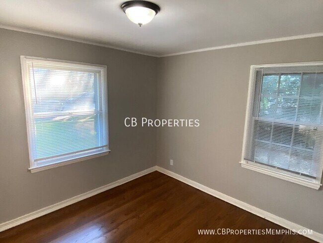 Foto del edificio - 4 Bedroom located in a quiet area near the...