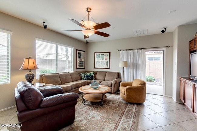 Building Photo - 3519 E Pinot Noir Ave