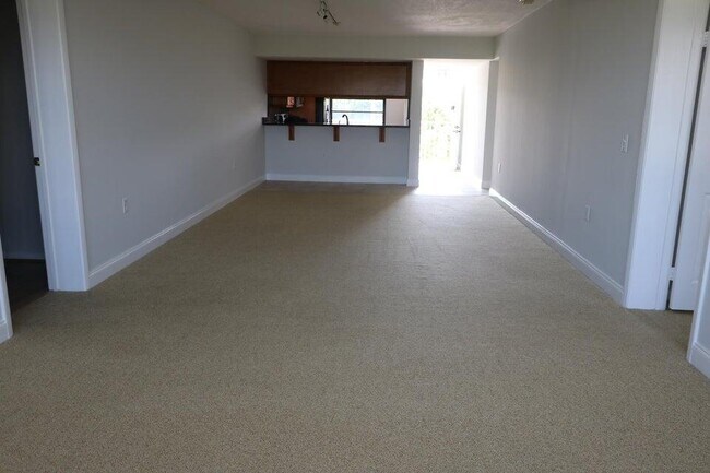 Foto del edificio - 3507 Village Blvd