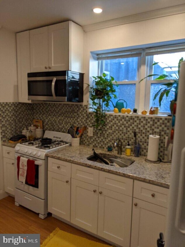 693 Haddon Ave, Collingswood, NJ 08108 Room for Rent in Collingswood