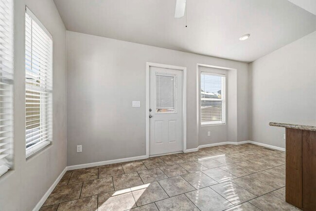 Foto del edificio - 3431 N Flowing Wells Rd