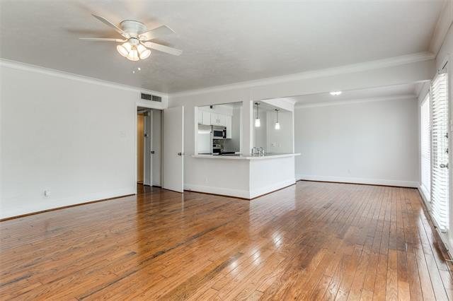 Foto del edificio - 5917 E University Blvd