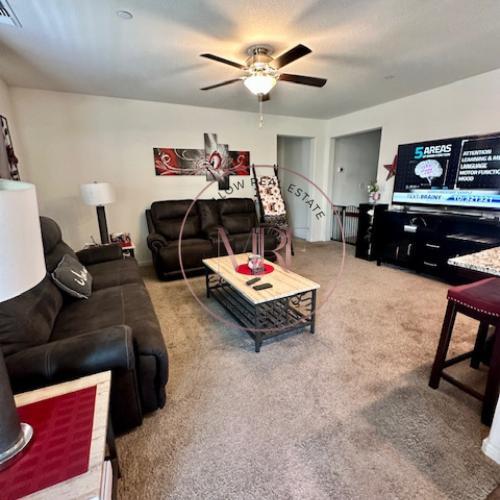 Foto del edificio - 5584 Glowhaven St
