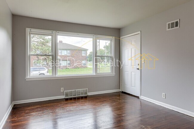 Building Photo - 4314 N 52nd St