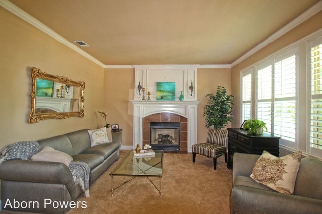 Building Photo - 5 br, 4 bath House - 103 Hannaford Ct.