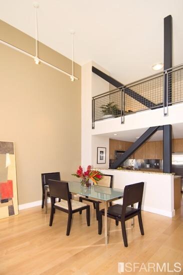 Foto principal - 1221 Harrison St