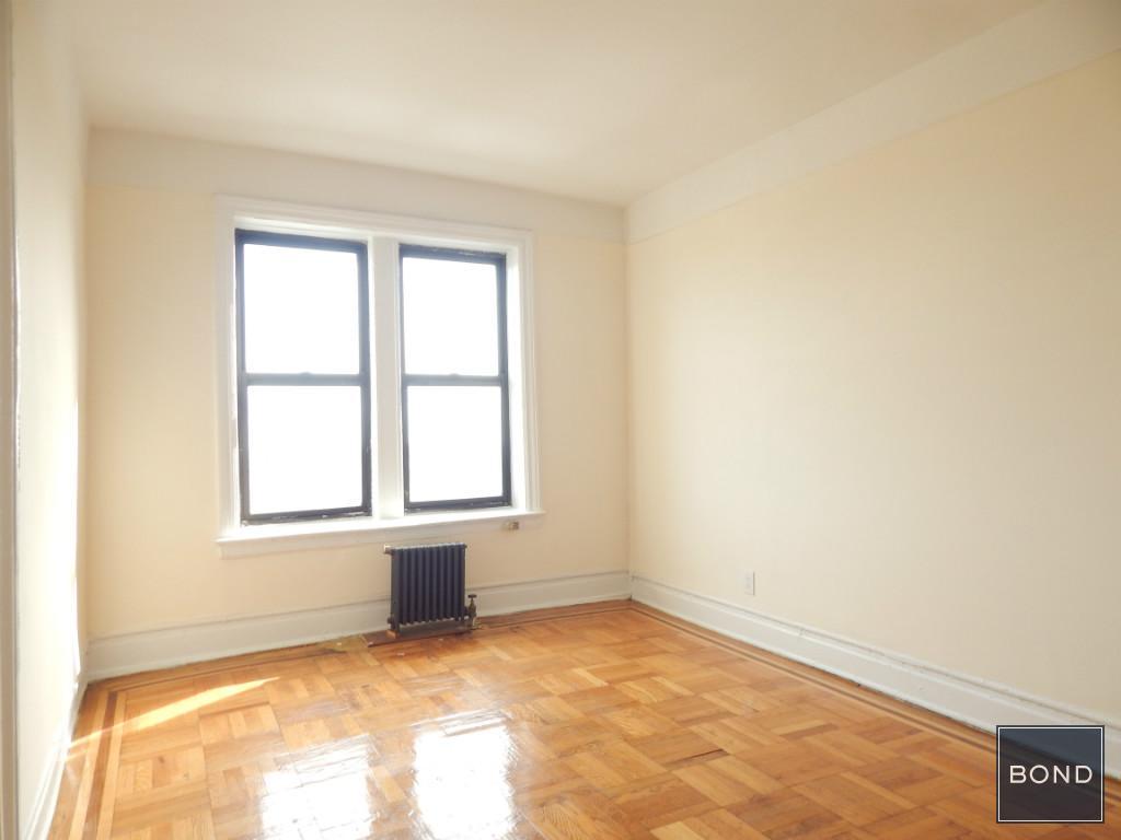 Primary Photo - 130 Fort Washington Ave